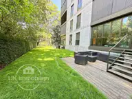Wohnungen, in Frankfurt am Main, 346.0 m², 5.0 Zi., Bj. 2007